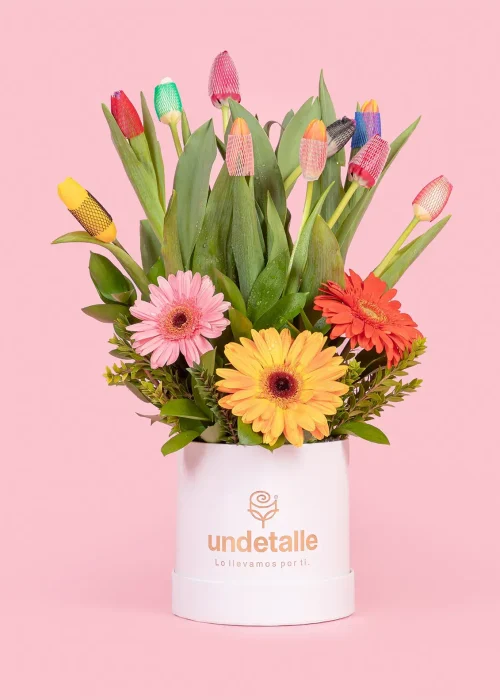 Arreglo con Tulipanes y Gerberas