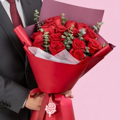 20-rosas-rojas-en-ramo
