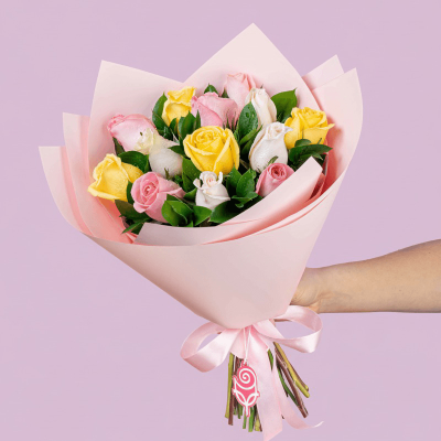 ramo-de-rosas-amarillas-con-rosadas